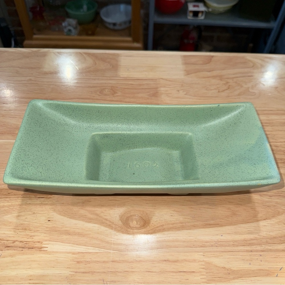 McCoy Green Planter Pottery USA - Picture 2 of 10